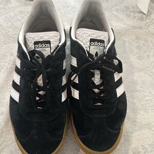 Addidas Platform Gazelle women’s 10